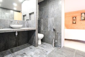 淋浴設備、風筒、提供毛巾