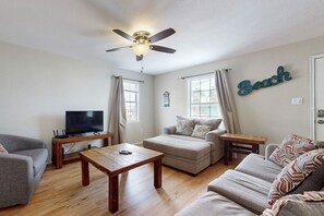 Télévision, table de tennis de table