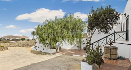 Casa El Burro | Rural House in Lanzarote - Spain