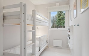 3 habitaciones, cuna de viaje y wifi gratis
