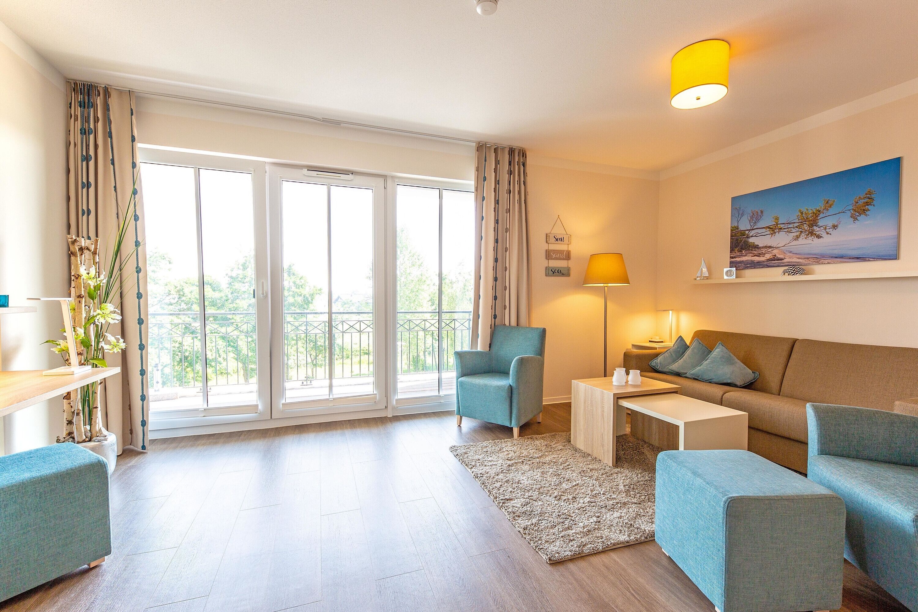 Fernseher, DVD-Player, Stereoanlage