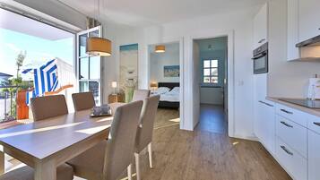 2 bedrooms, iron/ironing board, free WiFi