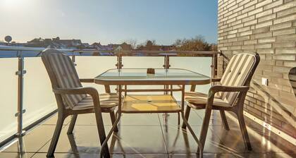 Apartment 'Neubau Mit Balkon' with Balcony