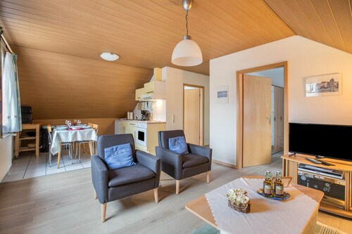 Ferienwohnung Frischauf mit privater Terrasse, privatem Garten und WLAN