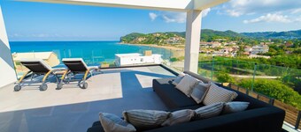 Villa Halcyon in St Stefanos Bay