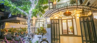 Sea Breeze Villa FLC sang trọng gần biển có bể bơi