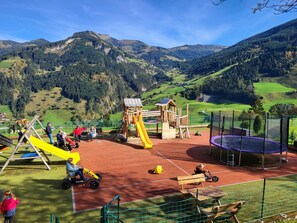 Children’s area - Detached chalet with garden, wellness and views (Grossarl)