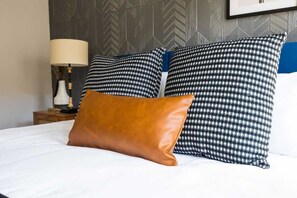 1 chambre, fer et planche à repasser, lit parapluie, Wi-Fi gratuit