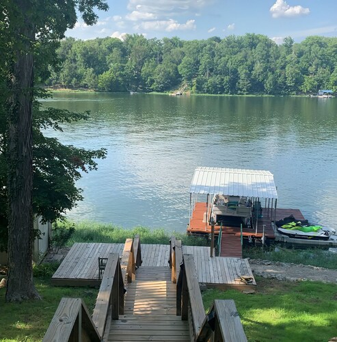 Down Time on Lake of Egypt!  Fishing, boating, wineries, hiking, relaxing!