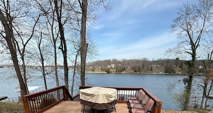 Down Time on Lake of Egypt! Fishing, boating, wineries, hiking, relaxing!