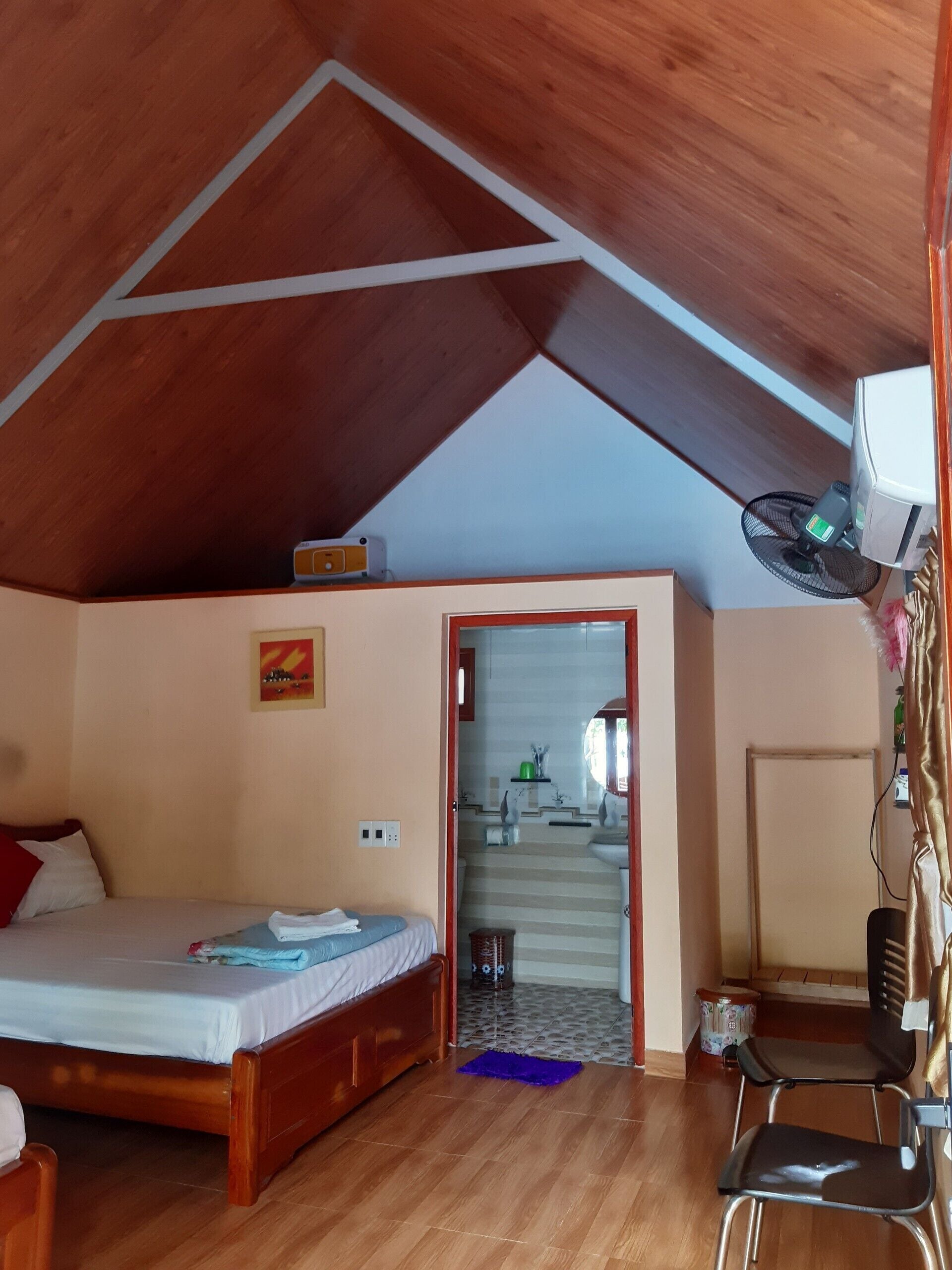 Phòng cách âm, truy cập Internet không dây miễn phí, bộ trải giường 