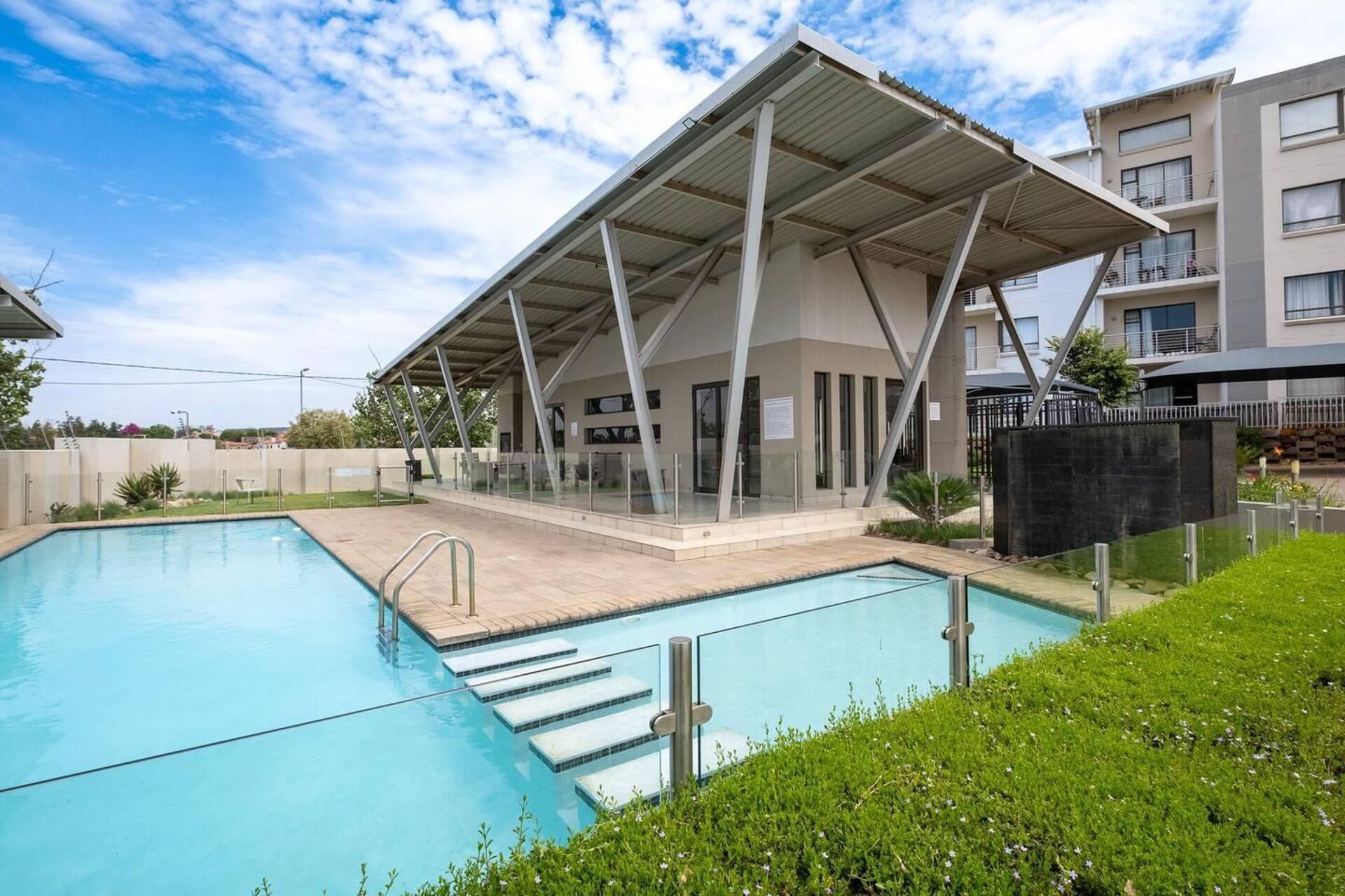 Apartamento | Piscina | Piscina externa
