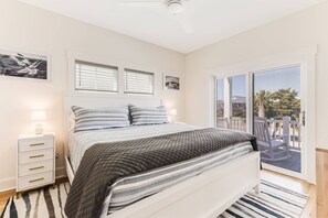 8 bedrooms, free WiFi, bed sheets