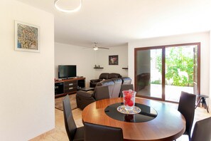 Interior - La Cala townhouse, beach 400 m, roof terrace, BBQ (La Cala de Mijas)