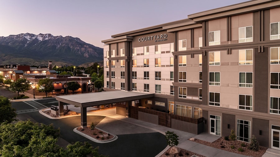Courtyard by Marriott Orem University Place