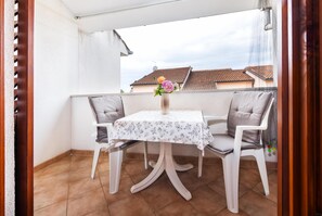 Departamento, 1 habitación, balcón | Terraza o patio