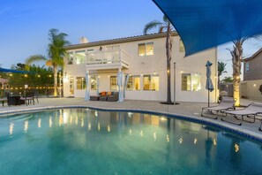 Outdoor pool - Resort-style Home with stunning views, pool, hot tub, putting green (Fallbrook)