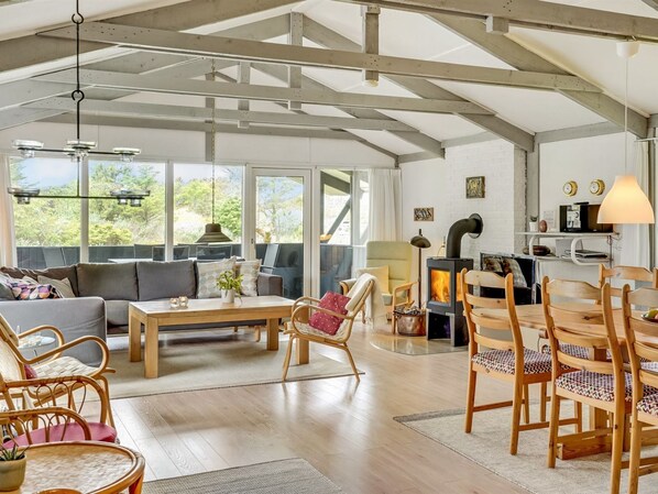 TV, fireplace - "Eivy" - 1km from the sea by Interhome (Saltum)