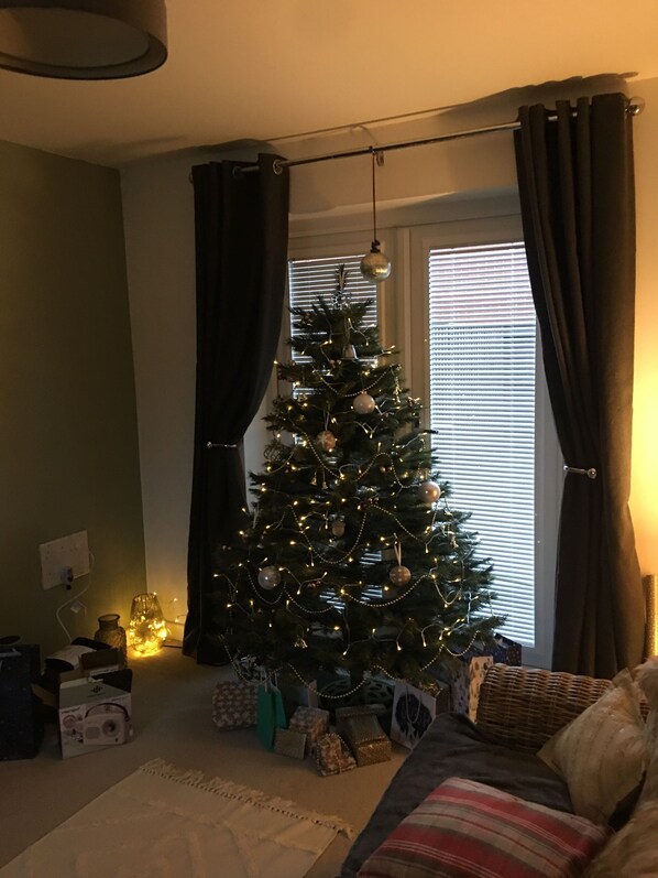 House, Multiple Beds | Interior - Impeccable 2-bed House in Attleborough (Attleborough)