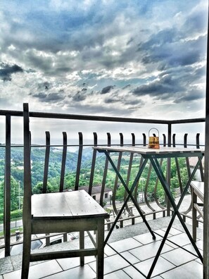 全景雙人或雙床房 | 露台/庭院