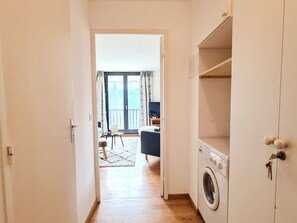 Interior - Bright Apartment · Central Location · 6 pers · Balcony · WI-FI (Flaine)