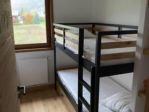 2 bedrooms, free WiFi