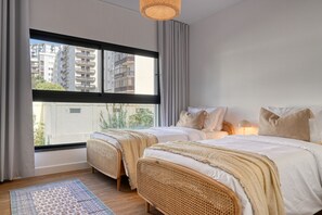 2 habitaciones, tabla de planchar con plancha y wifi gratis