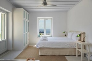 3 bedrooms, iron/ironing board, travel crib, free WiFi