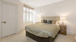 Room - 2-bed Apartment in Marylebone (London)