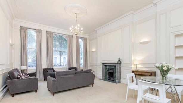 Living area - 2-bed Apartment in Marylebone (London)