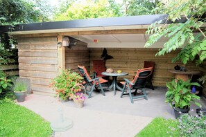 Outdoor dining - Nette Unterkunft für 2-4 Personen, in der Nähe von Strand und Wald (Petten)