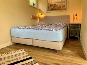 2 bedrooms, free WiFi