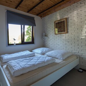 2 chambres, lit parapluie