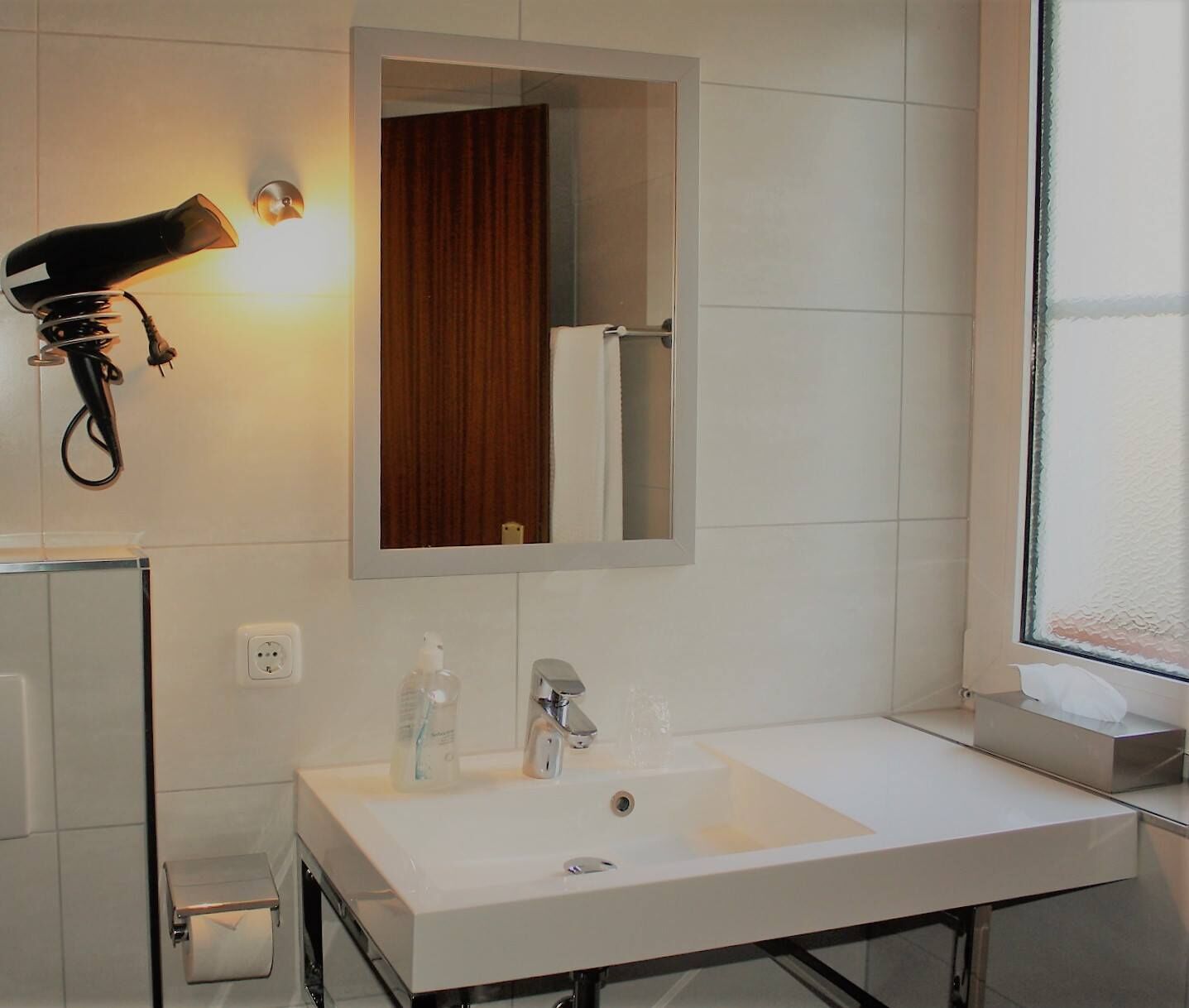 Basic-Doppelzimmer | Badezimmer