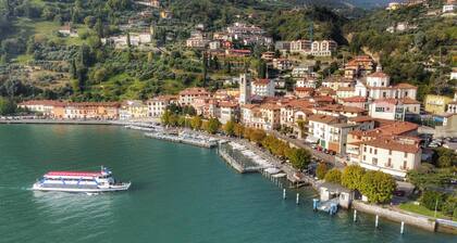 Casa Lago - Vue Libre sur le Lac d'Iseo. Piscine, Luxe & TranquillitĂ©: â
â
â
â
â