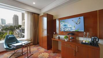 Superior Room | Premium bedding, in-room safe, desk, soundproofing