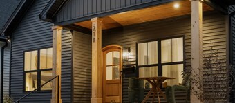 Mid-Century Oasis with Hot Tub