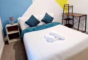 Casa | 2 dormitorios, tabla de planchar con plancha, wifi gratis y ropa de cama