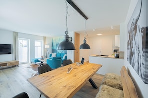Dining - Wiking-Koje 2 - Elevator, Terrace, Beach Chair, Grill, Underfloor Heating,Shower (Schleswig)