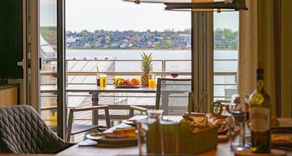 Wiking-Koje 5 - Aufzug, 1. OG, Dusche, TV, WLAN, Balkon, Gartenmöbel, Parkplatz