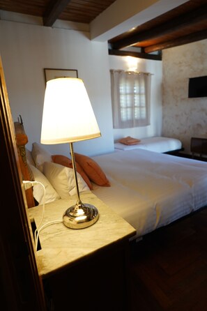 2 bedrooms, iron/ironing board, WiFi, bed sheets - 2 Bedroom Apartment in Catania (Catania)