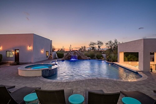 Scottsdale Luxury Villa Pool, Hot Tub, & Games