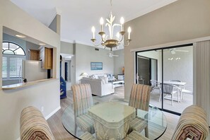 Interior - Valencia in Pelican Bay (Naples)