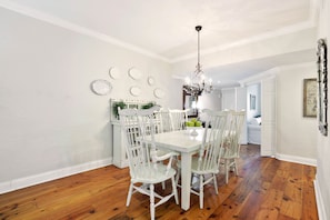 Dining - Chanteclair Maisonet in Pelican Bay (Naples)