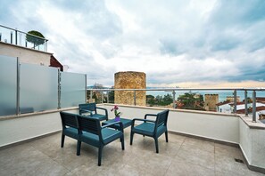 ห้องเอ็กเซกคิวทีฟ | ลานระเบียง/นอกชาน