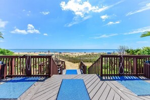 Property grounds - 2 Bedroom Condo in the Capri with Side Ocean Views & Indoor Pool (Ocean City)