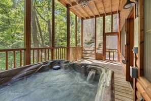 Cabin, 2 Bedrooms | Private spa tub