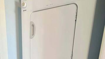 公寓客房, 多張床, 陽台 | 住宿內部