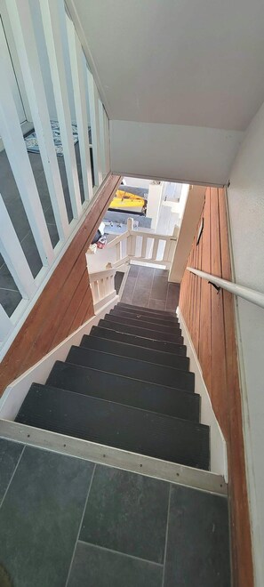 Interior - Oyster Cove (Port Isabel)