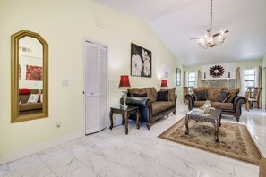 House (3 Bedrooms) | Interior - Orlando Home: 6 Mi to Universal! (Orlando)